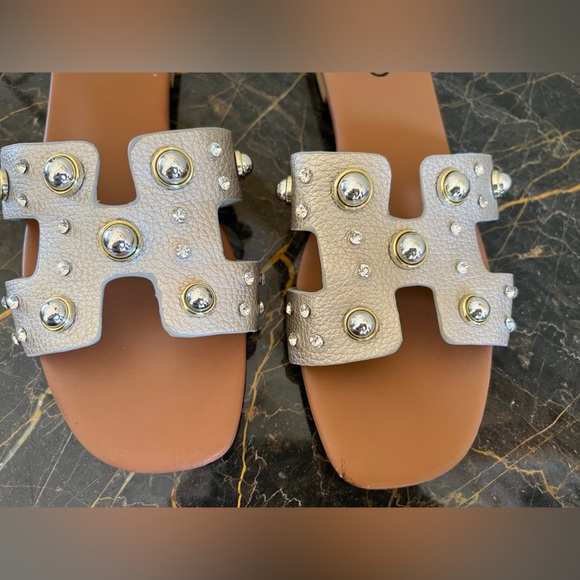 Fred Metallic Champagne mules in Hermes style. Very comfy and gorgeous - Picture 7 of 8